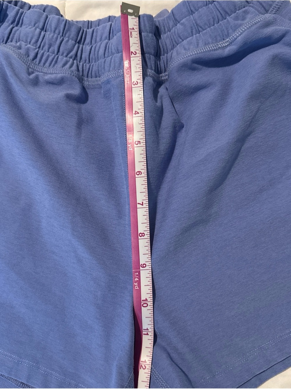 Beyond Yoga Women’s Shorts Small - Picture 9 of 9